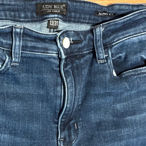 Judy Blue Jeans - Picture 1 of 5